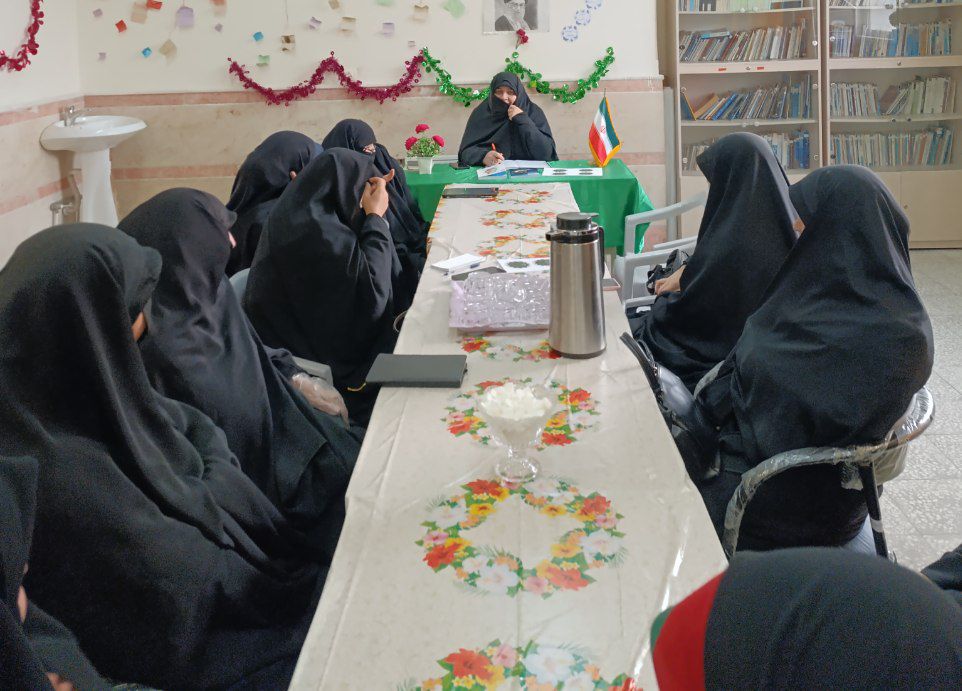 چهارمین جلسه رشد ناحیه 4 به سرگروهی سرکار خانم خانی برگزار شد.