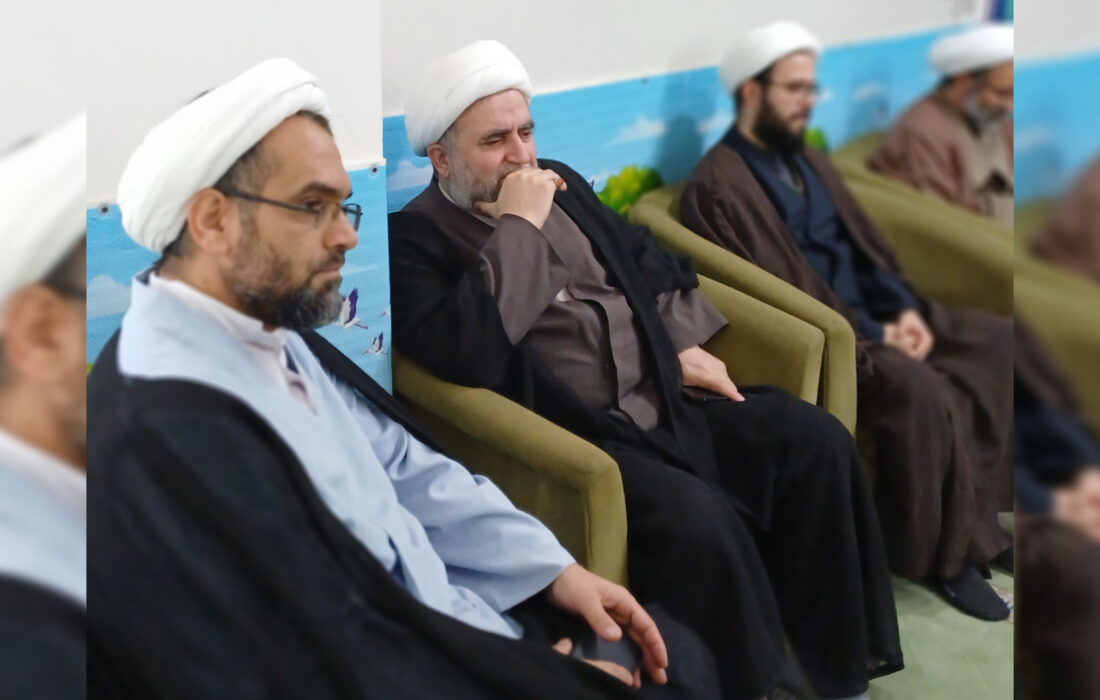 نشست صمیمی مربیان طرح امین مدارس حومهی مسجد امام سجاد علیهالسلام