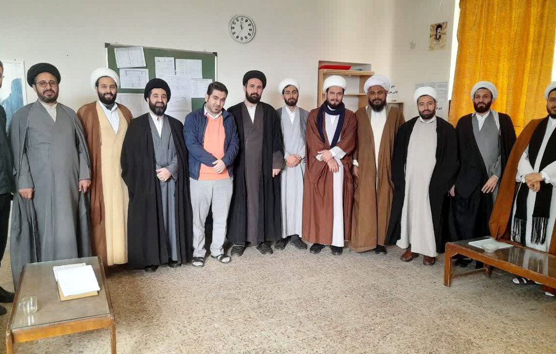 پنجمین جلسه گروه رشد متوسطه‌ی ناحیه‌ دو، به سرگروهی حجت‌الاسلام‌والمسلمین عباسیان‌پور برگزار شد.