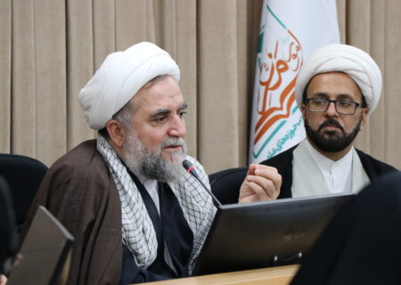 جلسه معاونت محترم تبلیغ حوزه علمیه قم با مدیران مدارس امین نوع یک