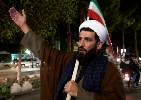 «حاج‌آقا ماشاالله»؛ روایت یک مبلغ امین که امید را در خیابان‌های دامغان فریاد می‌زند