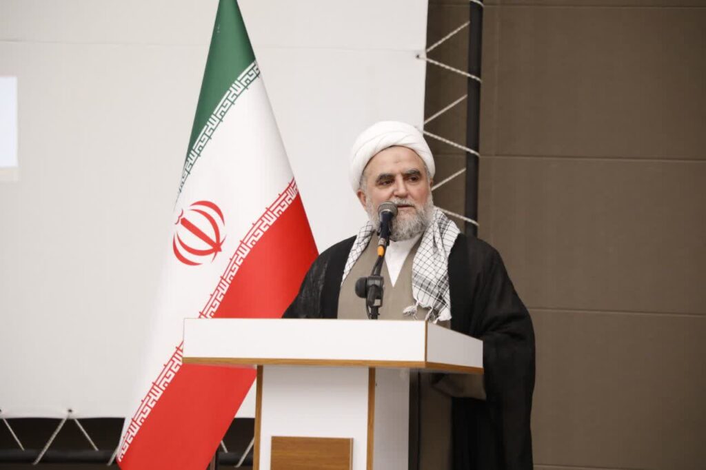 سخنرانی حجت‌الاسلام مردان‌پور، معاونت تبلیغ حوزۀ علمیه قم 