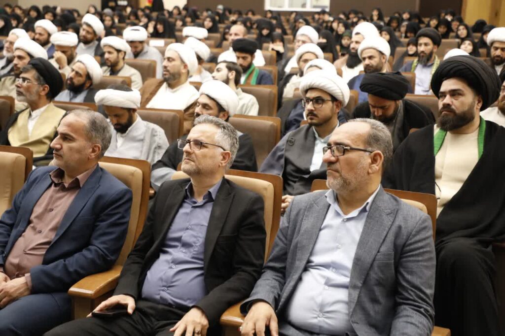 حضور رؤسای ادارات نواحی و مناطق آموزش و پرورش در اختتامیه طرح امین