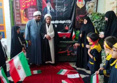 کودکستان امین ولایت؛ از آیین «زائران کوچک امام شهید» تا خدمت‌رسانی به خانواده‌های عزادار