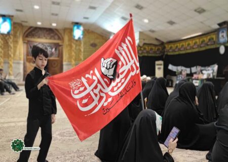 تجدید میثاق مبلغان ناحیه یک در قطعه‌ای از بهشت؛ گزارش مراسم هفتمین روز خاکسپاری «قائد شهید امت» در قم