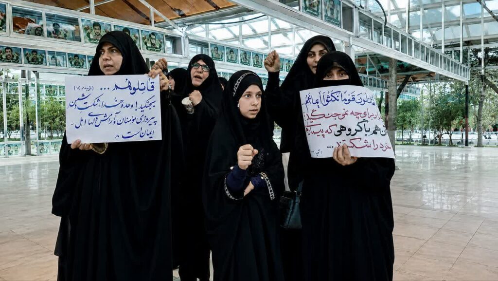 حضور مبلغان طرح امین در گلزار شهدای قم و تجدید میثاق با شهدا