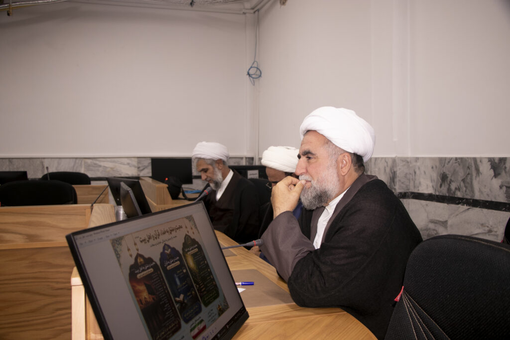 حضور حجت‌الاسلام‌ مردانپور در نشست هم‌اندیشی تقویم مناسبتی طرح امین